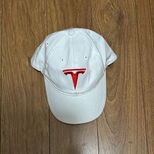 White Baseball Cap with Red Embroidered 'T' Logo M/L